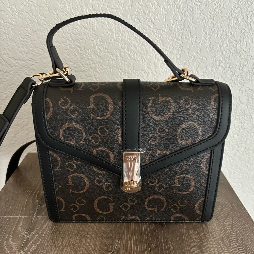 NWT Guess handbag